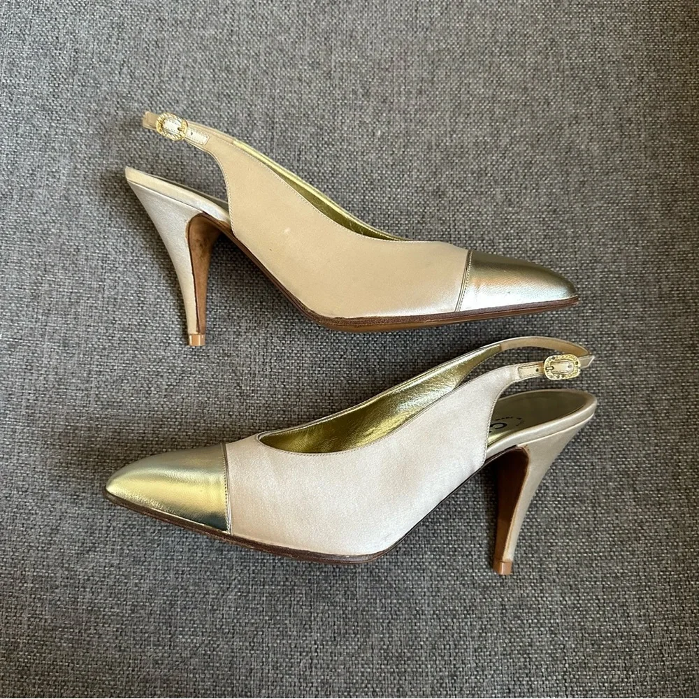 Vintage Chanel captoe slingback heels - Picture 2 of 8
